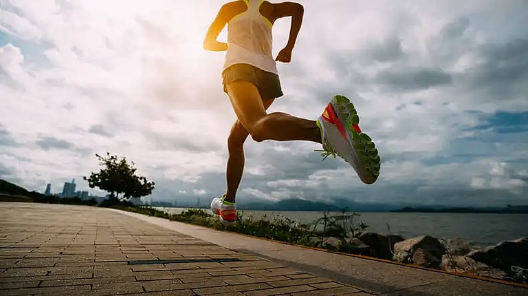 person getting running mechanics analysis therapy